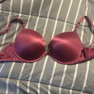 Victoria’s Secret very sexy push-up bra 34DD